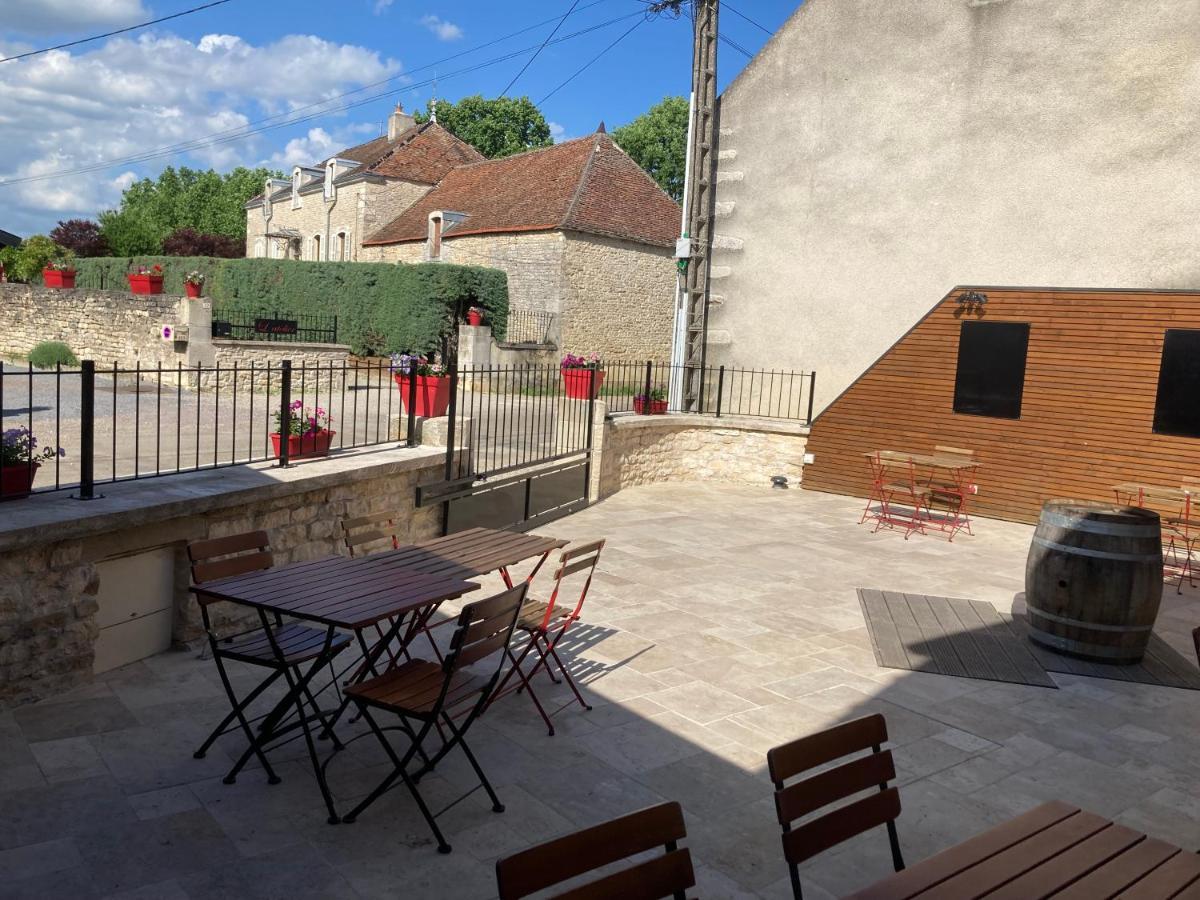 Hotel L'Aubergiste Corcelles-les-Arts Exterior foto