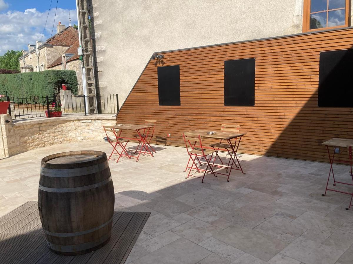 Hotel L'Aubergiste Corcelles-les-Arts Exterior foto